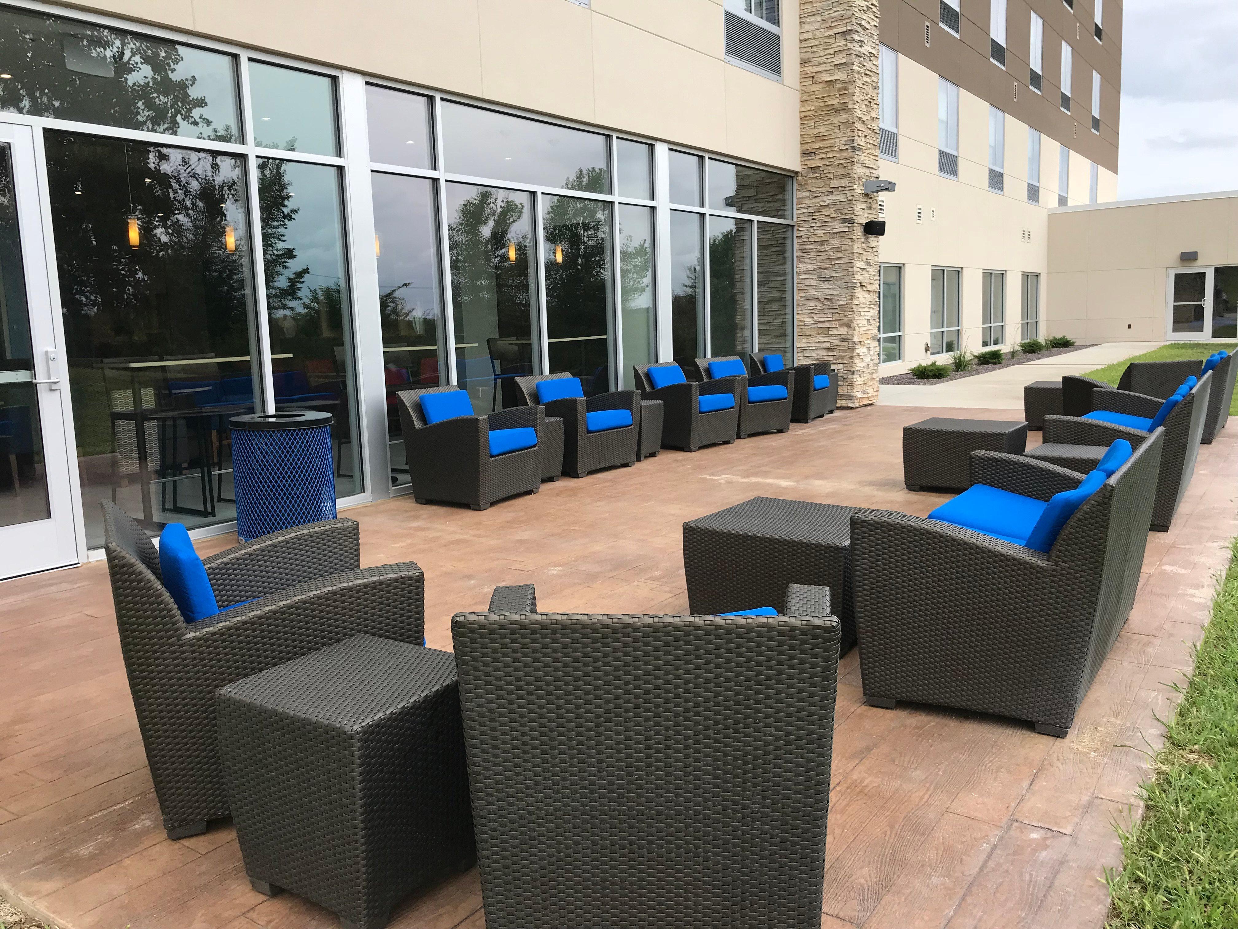 Holiday Inn Express & Suites - Hannibal - Medical Center Exterior foto
